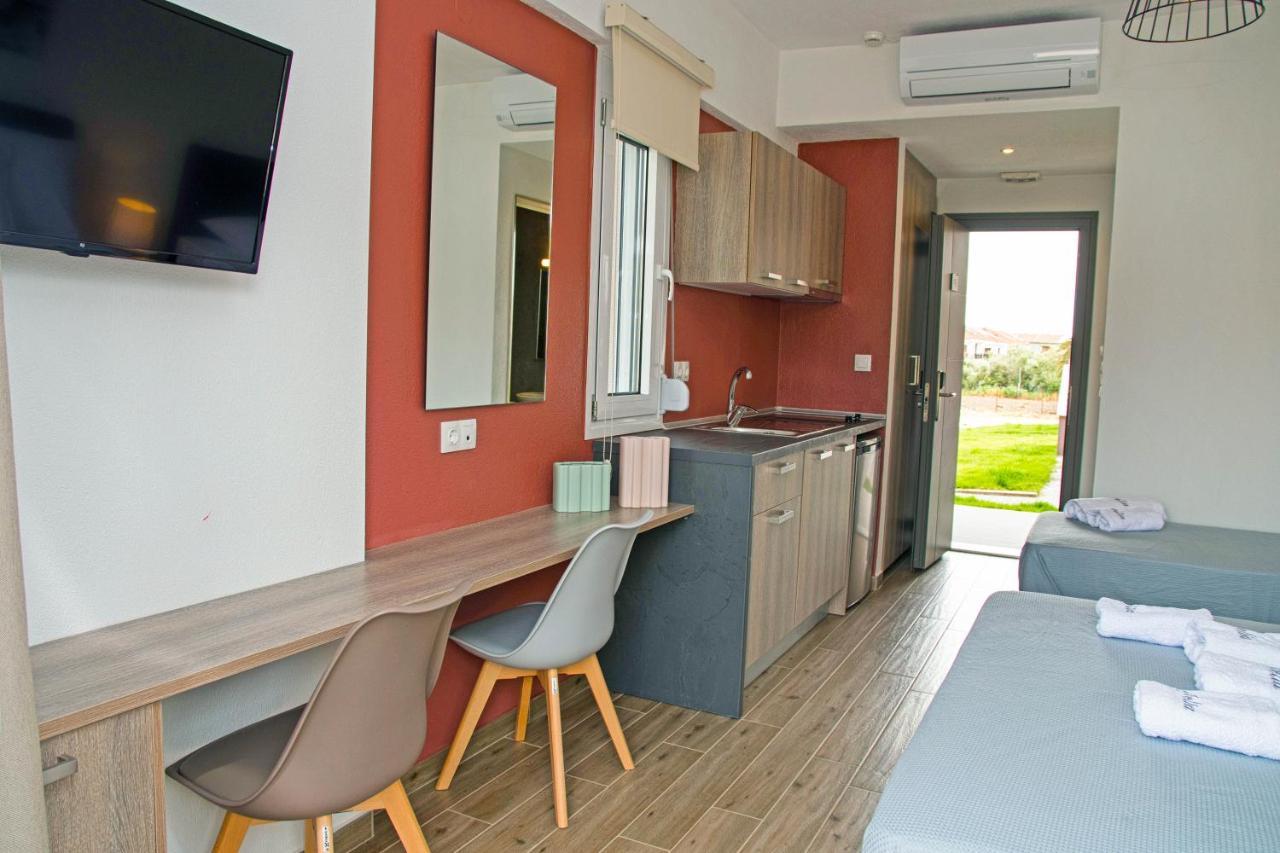 Aelia Luxury Apartments Nikiti  Exterior foto
